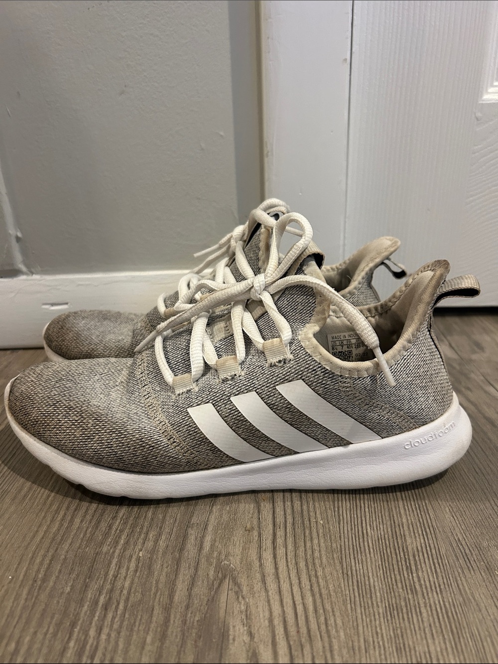 adidas cloud form Sneakers- women’s size 8.5